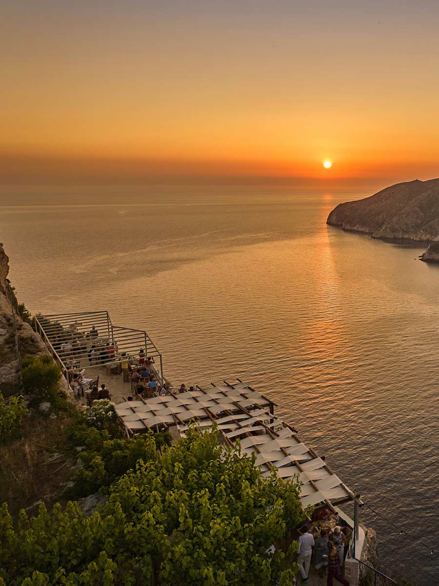 Sunset Michalis Taverna - Κατασκευή ιστοσελίδας από DEOUS